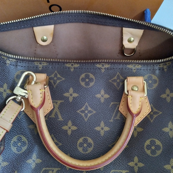 Louis Vuitton Speedy 30 - with Accessories! - Picture 8 of 15